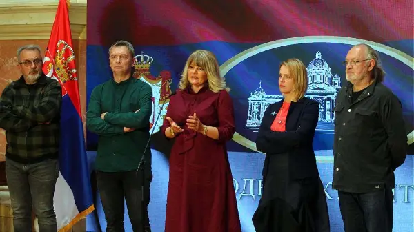 Коалицијата „Народна Србија“ се повлекува од изборната трка, ќе ја поддржи Студентската листа