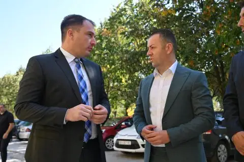 Стефковски: Граѓаните на Гази Баба добиваат полесен пристап до административни услуги