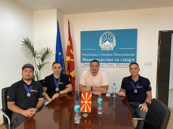 Ристовски ги пречека европските вицешампиони - честитки и поддршка за македонските параглајдеристи