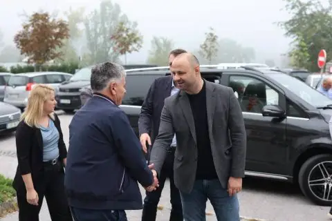 Мисајловски во посета на Словенија: Средба со дијаспората пред состаноците на министрите за одбрана