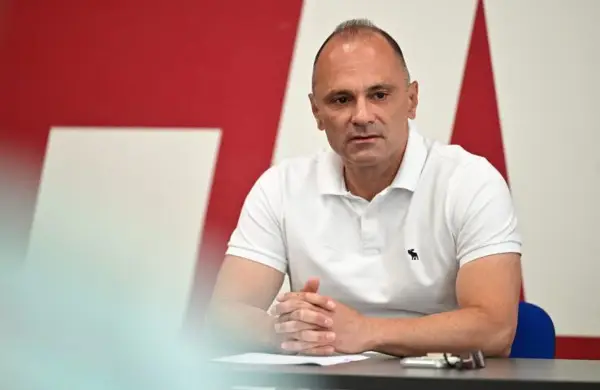 Филипче: Мицкоски ја задолжува државата, животот чини 90.000 денари