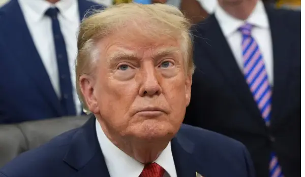 „Фокс њуз“: Трамп ја разгледува можноста за ескалација на воените напади врз Иран