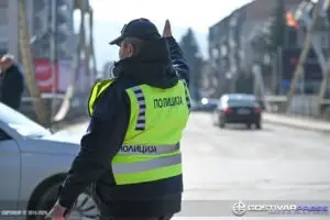 Гостивар: Деца на 12 и 16 години возеле без дозвола, едното предизвикало несреќа и побегнало