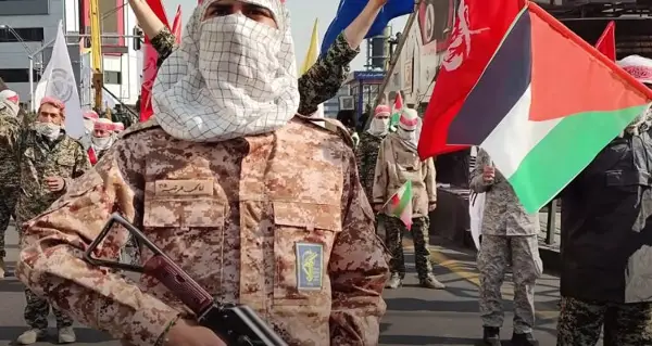 ИРАН ЌЕ СЕ БРАНИ СО НОВО ОРУЖЈЕ И ЌЕ ГАЃА НОВИ ЦЕЛИ АКО САД ГО НАПАДНАТ Иранската револуционерна гарда најави промена на географијата на војната