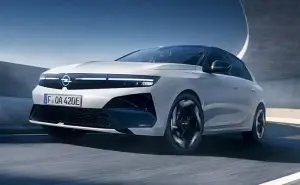 ПРЕМИЕРА: Opel Astra GSE Line e новата најспортска Astra!