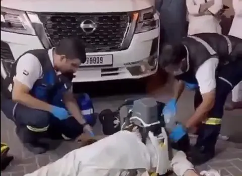 ВИДЕО: Автоматска CPR машина спаси живот на маж во Дубаи