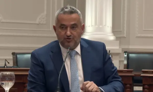Клековски: Ја поздравувам одлуката на Уставниот суд за дополнителната работа на докторите