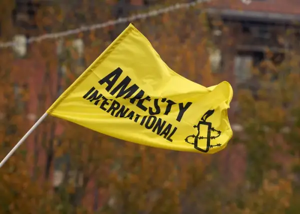 АИ: САД го игнорираат налогот за апсење на Нетанјаху, а на Палестинците не им издаваат визи
