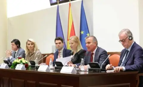 ДИМИТРОВСКИ: Сакаме добрососедски односи со Бугарија, но за македонскиот јазик, идентитет и достоинството не може да се преговара