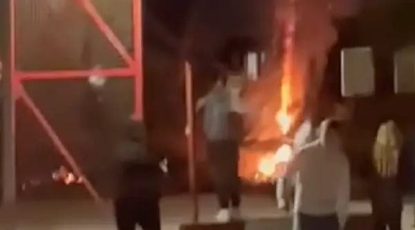 Петарди предизвикале пожар во паркот „Капиштец“, граѓаните бараат реакција од полицијата