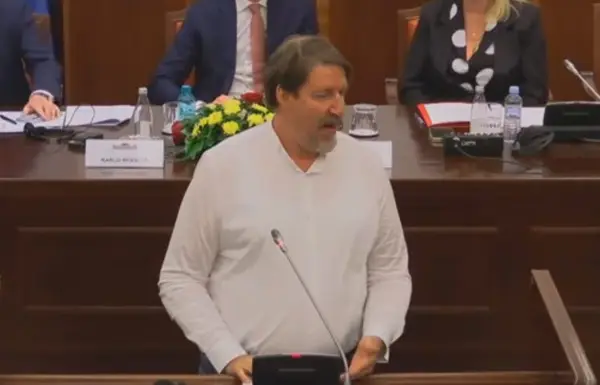 Вајц: Македонија е полна со природни убавини, треба да се рекламирате да му ги покажете на светот, тоа носи и економска придобивка
