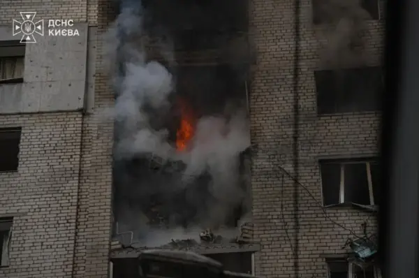 ВИДЕО: Русија го нападна Киев со дронови, загина 14-годишно момче