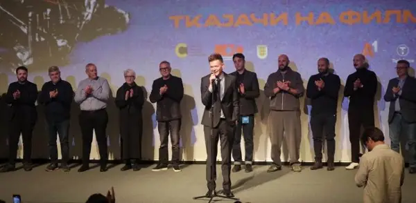 ЗЛАТНА КАМЕРА 300 ЗА ЛУКАШ ЖАЛ ЗА „ТАТКОВИНА“ НА ПАВЛИКОВСКИ НА „БРАЌА МАНАКИ“