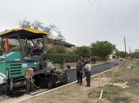 Асфалтирана уште една улица во Киволак