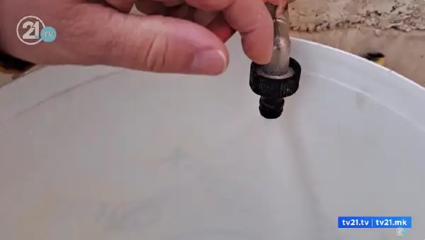 Повеќе улици во Скопје без вода поради дефект