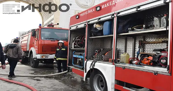 Голем пожар зафати автоотпад во Тетово! Инспекторатот ја испитува загаденоста, на жителите им се препорачува да ги затворат прозорците