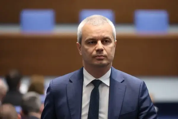 Koстадинов призна дека во Бугарија имало фашистичка власт