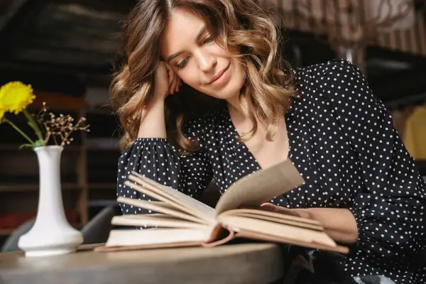 Овие пет книги би требало секој да ги прочита барем еднаш во животот