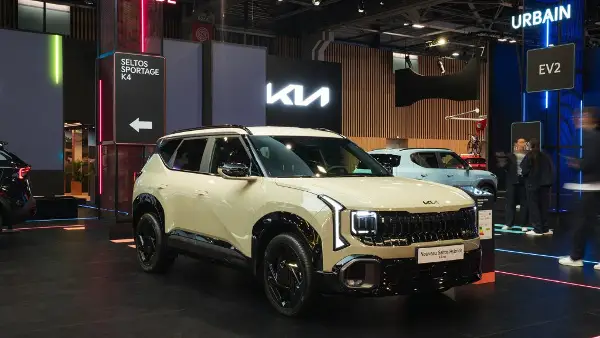 Kia го проширува изборот на хибриди со новиот Seltos