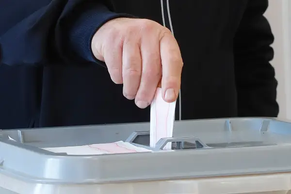 Владата именува повереници за општините Маврово Ростуше, Гостивар, Центар Жупа и Врапчиште