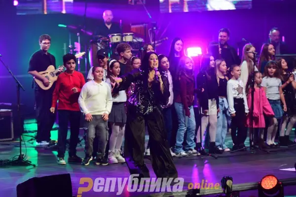 Калиопи ја претвори музичката вечер во вистински спектакл