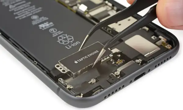 Apple загуби патентен спор за хаптичката технологи во iPhone вреден 5,7 милијарди долари
