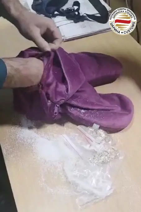 Тетовец во перница за врат се обидел да сокрие златен накит вреден 4 милиони денари