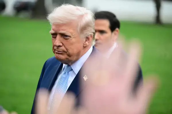 Трамп: Русија е голема машина; тие едноставно продолжуваат да се движат напред