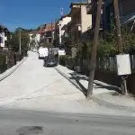 РЕКОНСТРУКЦИЈАТА НА УЛИЦАТА „ПАНДЕ КАЈЗЕРО“ СЕ СООЧУВА СО СЕРИОЗНИ ДОЦНЕЊА ВО ФИНАЛИЗИРАЊЕТО И АСФАЛТИРАЊЕТО