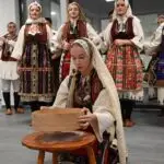 Богатството на македонската традиција претставено на ревија на народни носии од Скопска Блатија