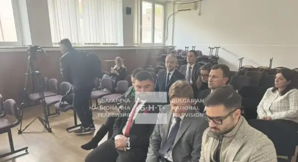 ЕКСКЛУЗИВНО: 80 ГОДИНИ „11 ОКТОМВРИ“ – КАКО ЕЛЕНА ЛУКА ИМ ПРУЖИ ДОМ И ИДНИНА НА ВИКТОР И МАРТИНА И СОЗДАДЕ ИМПЕРИЈА ОД ЉУБОВ И УСПЕСИ