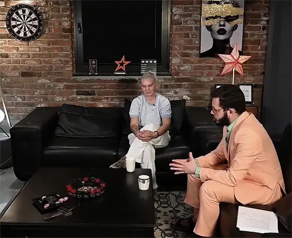 МИЛА АНАСТАСОВСКА: „СЕКОЈ ЧОВЕК Е РОДЕН КАКО БИСЕКСУАЛЕЦ!“ – ТАТКО Ѝ ПОЧИНАЛ, МАЈКА Ѝ БИЛА ВО ЗАТВОР, А ТАА ДЕНЕС ВОЗИ КАМИОН НИЗ ЕВРОПА!