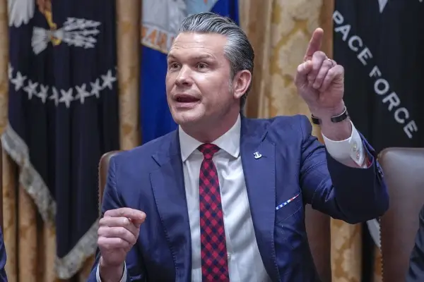 Хегсет: Конфучиевите институти на американските универзитети се закана за националната безбедност