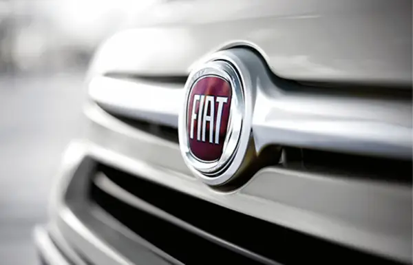 Fiat со решение за градскиот метеж: Четири седишта во модел долг само три метри