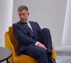 “Звучи познато?“, унгарскиот премиер Маѓар по падот на Вучиќ