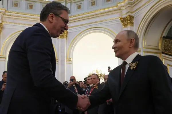 Што пишуваат руските медиуми за падот на Вучиќ?