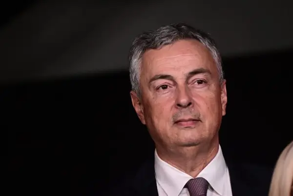 Економистот Дејан Шошкиќ можен кандидат за нов премиер на Србија