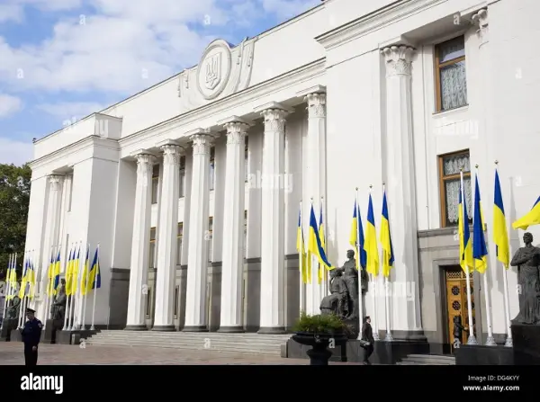 Украина: Воената состојба и мобилизацијата продолжена за 90 дена