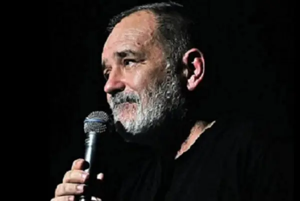 Како „Живети слободно“ на Балашевиќ стана симбол на протестите во Србија