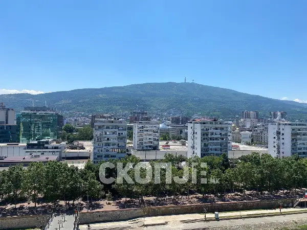 Левица: Фондовите трупаат станови, а граѓаните се задолжуваат до пензија за еден