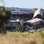 УЖАС: Најмалку 46 загинати во судир на два воза во Шпанија