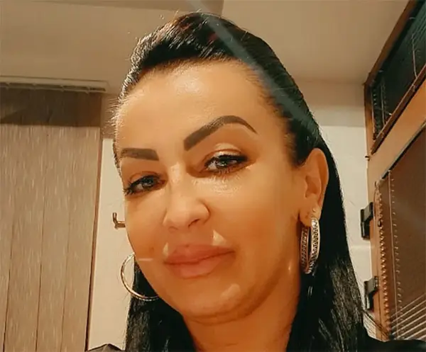 Синот на познатата фолкерка загина во страшна несреќа – плачеше кога и го врачија овој спомен на него
