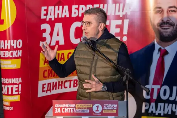 На жителите на Брвеница им порачав дека ќе продолжат да живеат еден до друг и после 1 ноември, па да не дозволуваат политичари да ги делат
