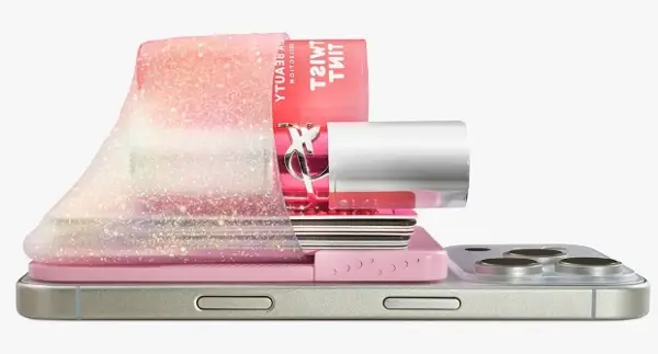 Футрола за телефон која може да се проширува и собира сè – MagSafe Flex Pouch
