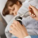 Како да се справите со сувата кашлица кај децата?