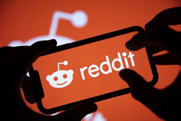 Reddit воведува „For You“ листа со препораки покрај листата само со заедниците во кои членувате