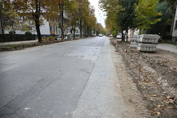 Отпочната реконструкција на улицата „Лазар Поп Трајков“ во Гази Баба