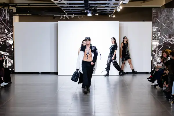 Почна 33. Fashion Weekend Skopje: Модата е таму каде што припаѓа - во Музејот на современа уметност