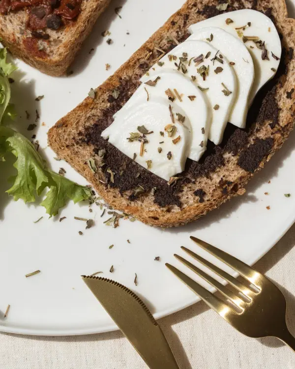 Пет вкусни појадоци без јајца за поразновидно утро