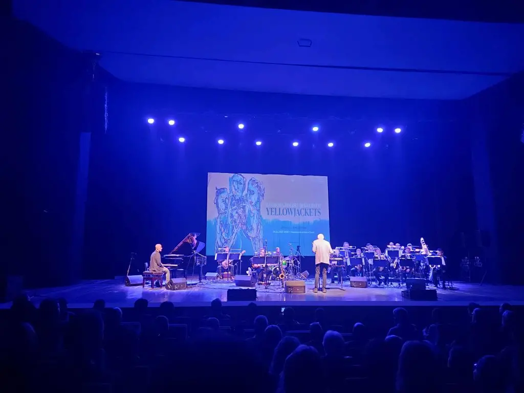 Концерт на Националниот џез оркестар и американскиот состав „Yellowjackets“